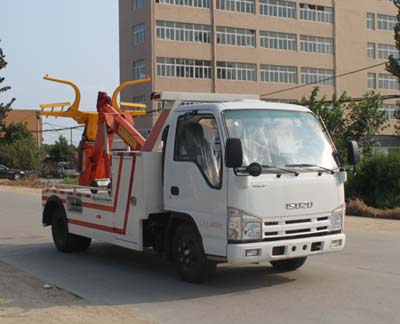 Qingling Isuzu Wrecker Truck