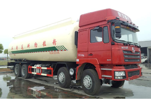 Shacman Delong bulk Powder Material Transporter