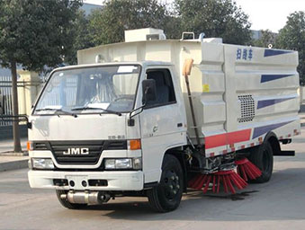 江铃小型扫路车