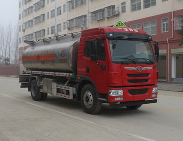 解放龙V油罐车
