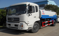云南客户成功订购福田驭菱2.6米冷藏车