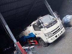 浙江义乌客户在我公司订购时风风顺洒水车