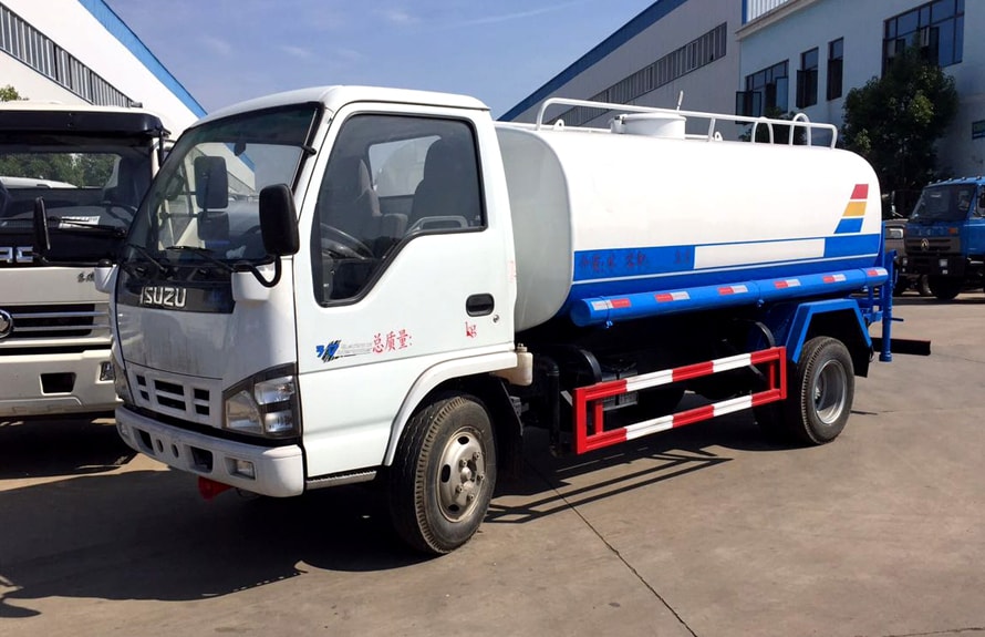 程力洒水车