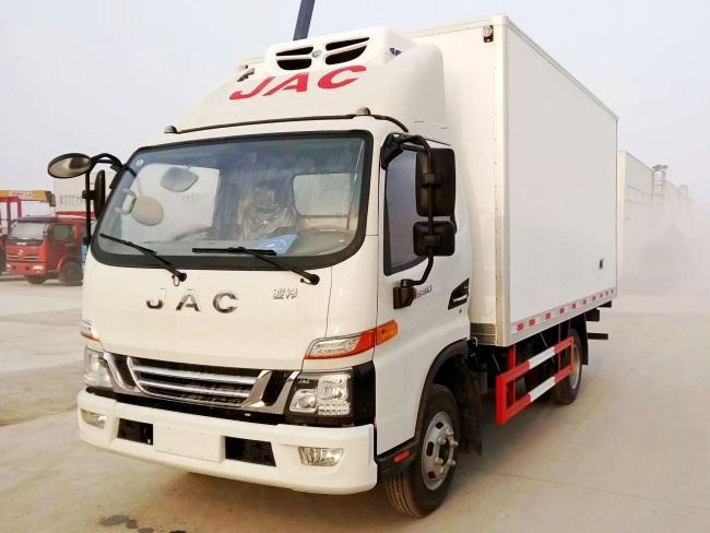 江淮骏铃冷藏车(HFC5045XLCP92K1C2V)
