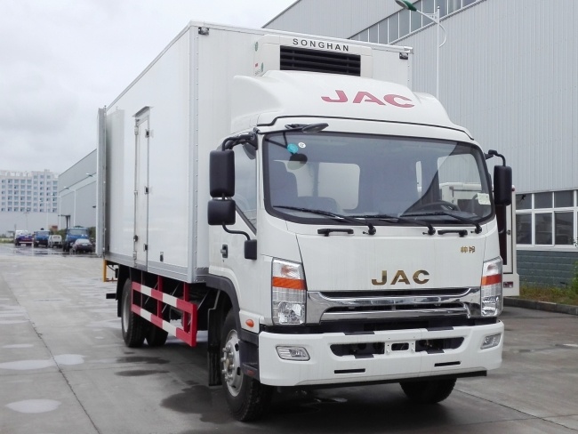 JAC refrigerated truck